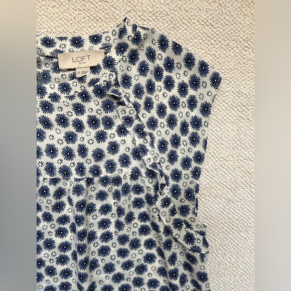 LOFT Ruffle Top/Blouse | Color: Blue,White,black Print | Size: XS - Picture 7 of 15